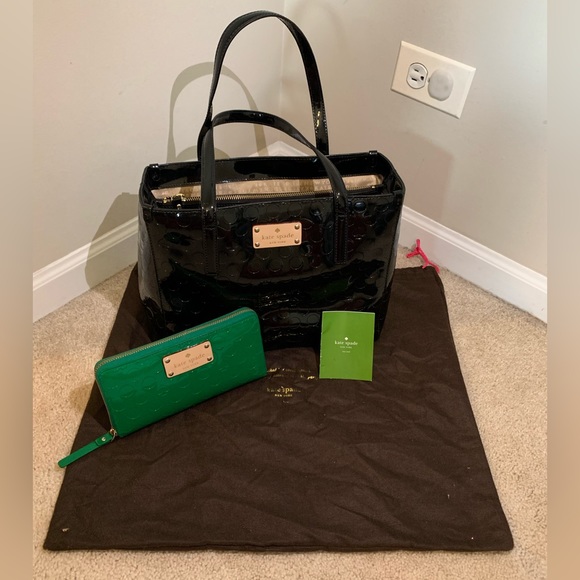kate spade Handbags - Black & Green Polka Dot Kate Spade Purse & Wallet Set